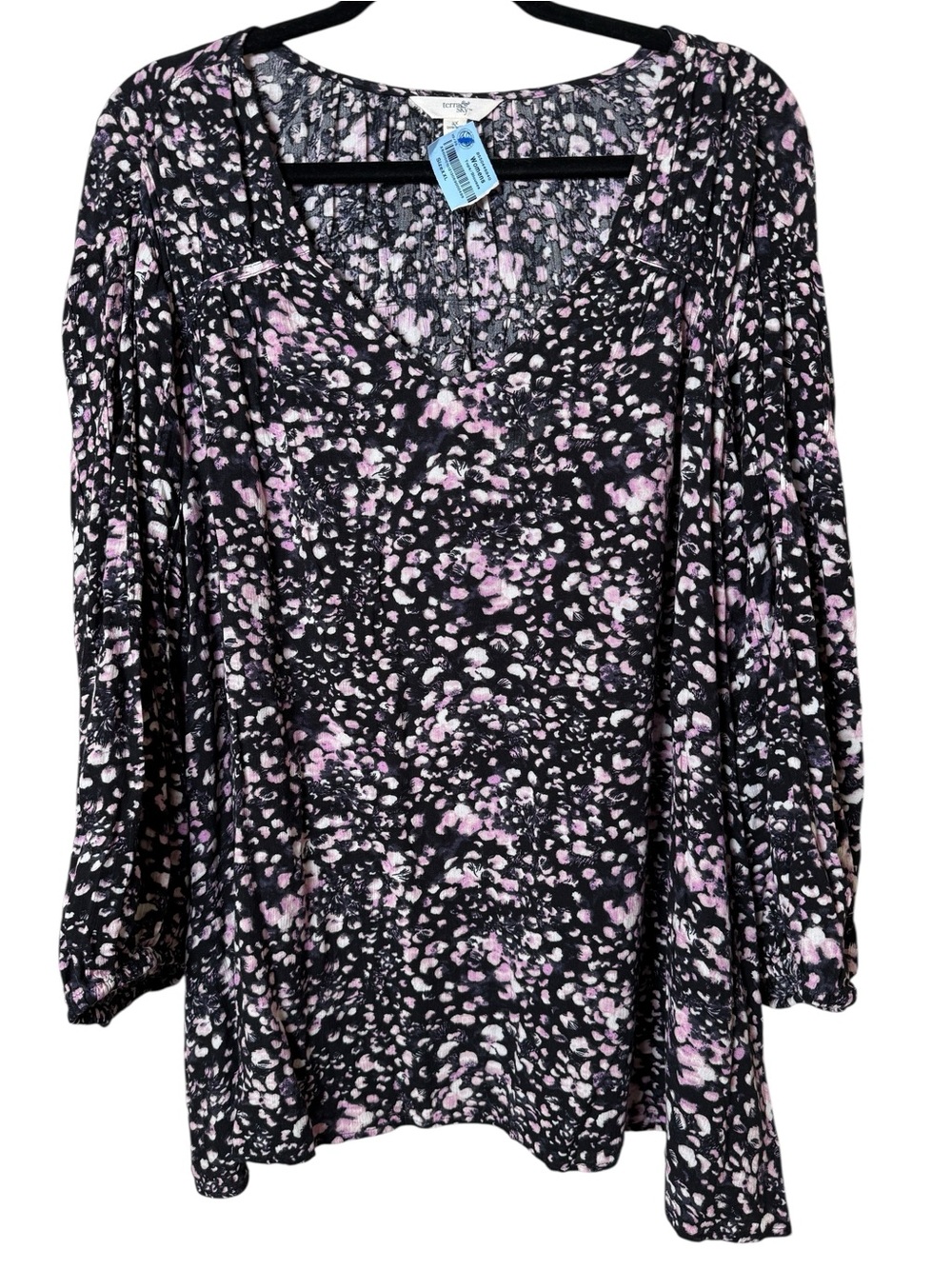Terra & Sky 2X Black Blouse with Pink and White Speckled Print